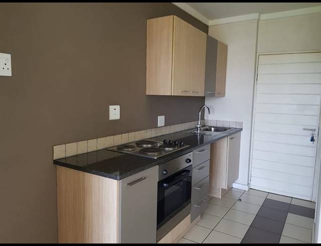1 BEDROOM PROPERTY TO RENT IN DAINFERN